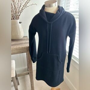 Tahari Black Tunic Sweatshirt Size XS